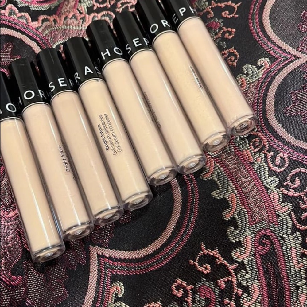 Sephora concealer - Picture 3 of 5